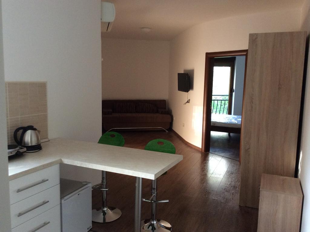 Olive Terrace Apartments 3 Budva Exteriör bild